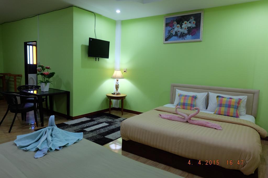 Good Luck Guest House Phra Nakhon Si Ayutthaya Exterior photo